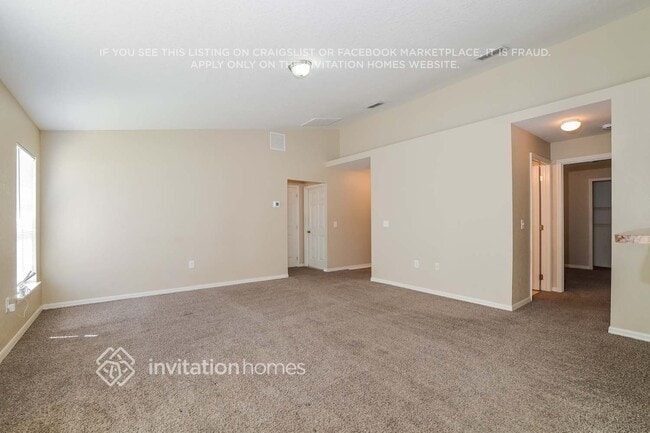 Building Photo - 749 Caribou Dr