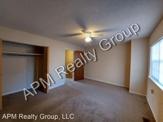 Building Photo - 2 br, 1.5 bath House - 119 Country Townes ...