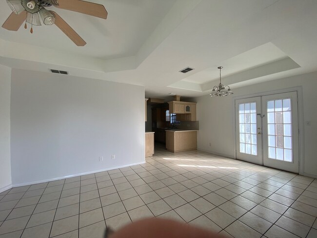 Building Photo - 7024 Blue Spruce St