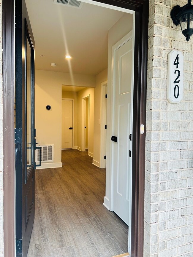 Foto del edificio - New Construction • 4 BR • 2 Full / 2 Half BA • End Unit Townhome in Village Town – Fayetteville’s...
