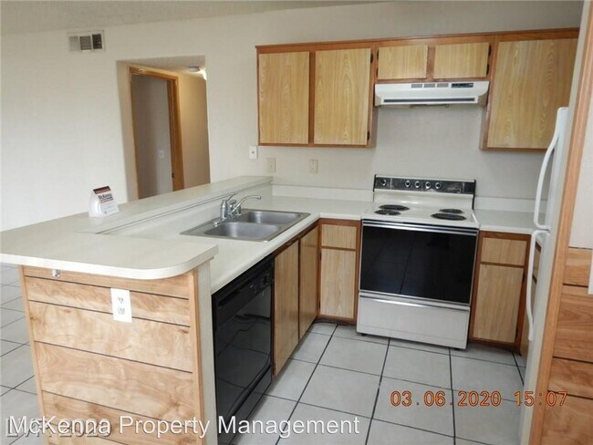 Foto del edificio - 2 br, 2 bath House - 2963 Juniper Hills #101