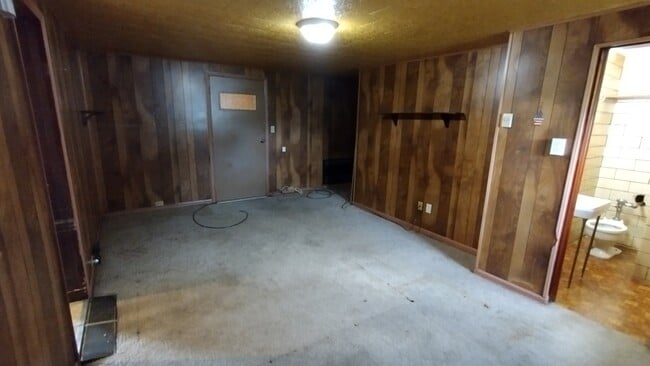 Foto del edificio - 2223 N Water St Ext