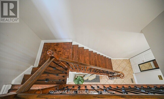 Building Photo - 133 Shady Pine Cir