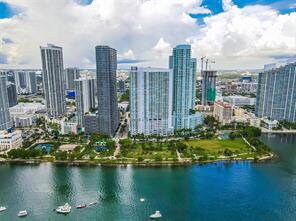 Building Photo - Northeast Bayshore Court, Miami, FL 33138 - 1 BR 1 BA condo