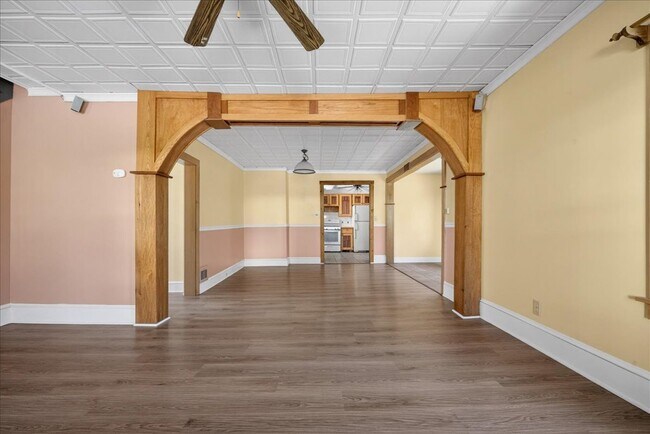 Foto del edificio - 204 Saratoga Ave