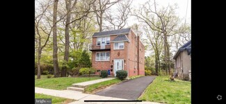 Building Photo - 216 W Magnolia Ave