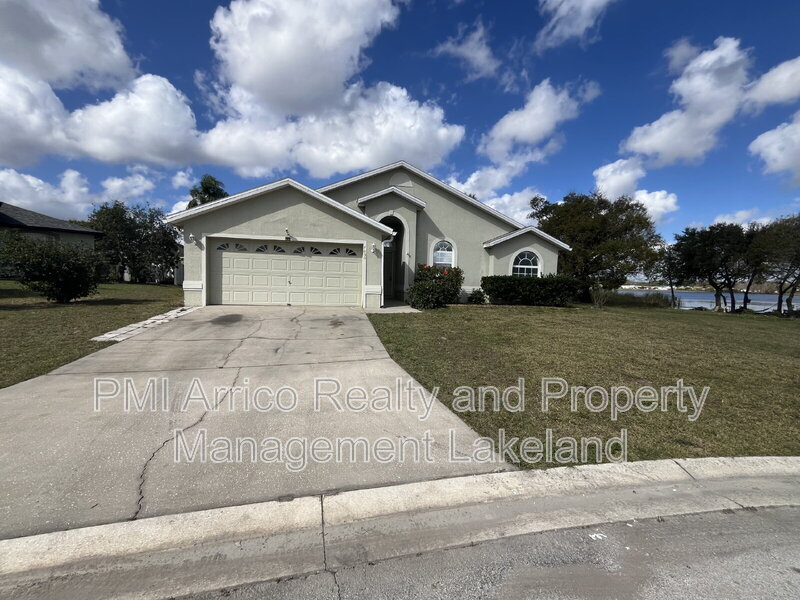 Foto principal - 7030 Summit Cir