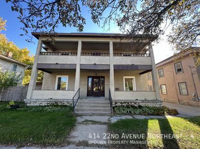 Foto del edificio - 414 22nd Ave NE