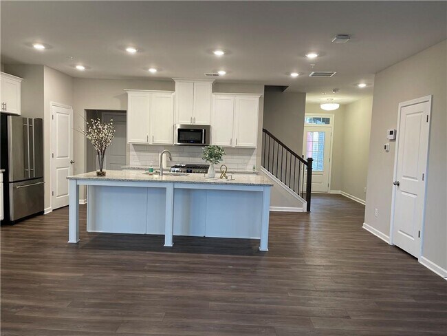 Foto del edificio - 500 Duval Dr