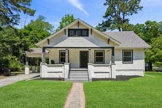 Building Photo - 2289 Almira Ave