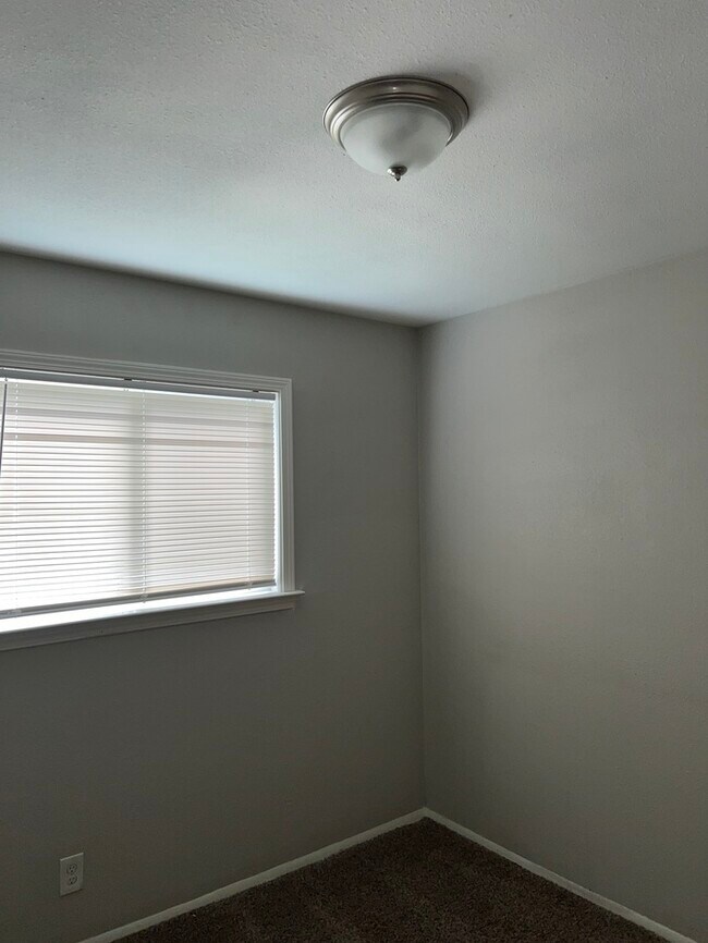 Foto del edificio - 4814 Castle Cross, San Antonio, TX 78218