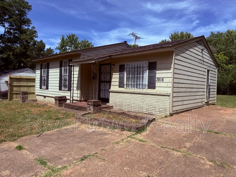 Primary Photo - 3816 Tessland Rd