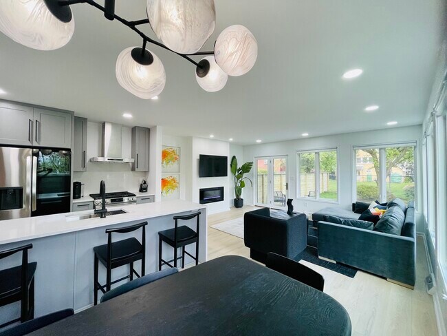 Foto del edificio - 323 Gross St