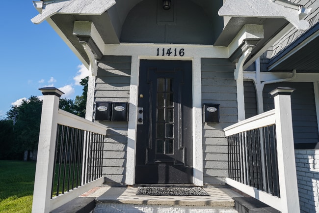 Building Photo - 11416 Clifton Blvd