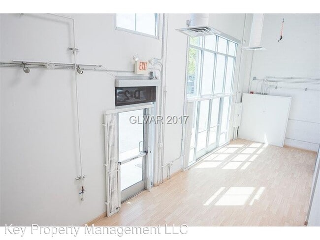 Building Photo - Studio, 1.5 bath House - 4090 E. Post Rd #D-2