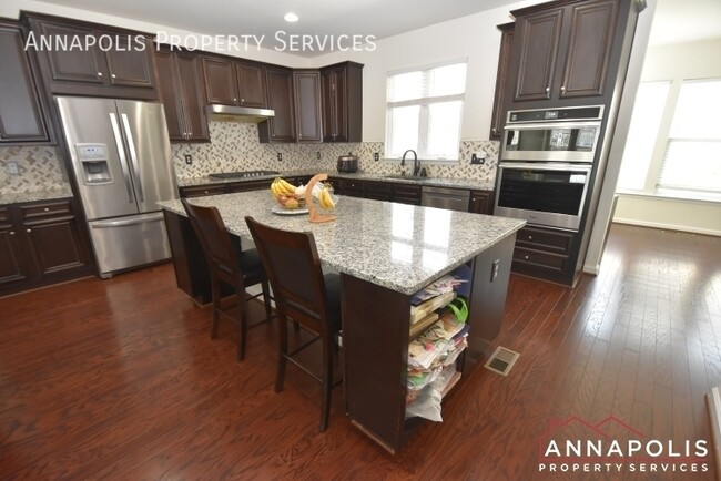 Foto del edificio - 7830 Bakers Creek Ln