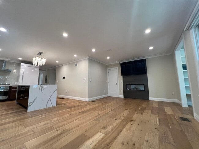 Building Photo - 23 Winslow Rd