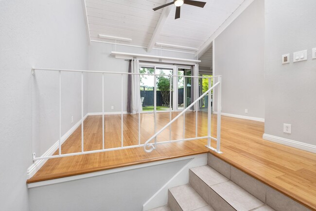 Building Photo - 238 Thistle Cir