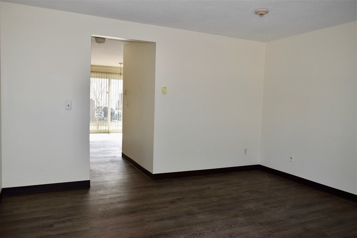 Foto principal - 796 Court St