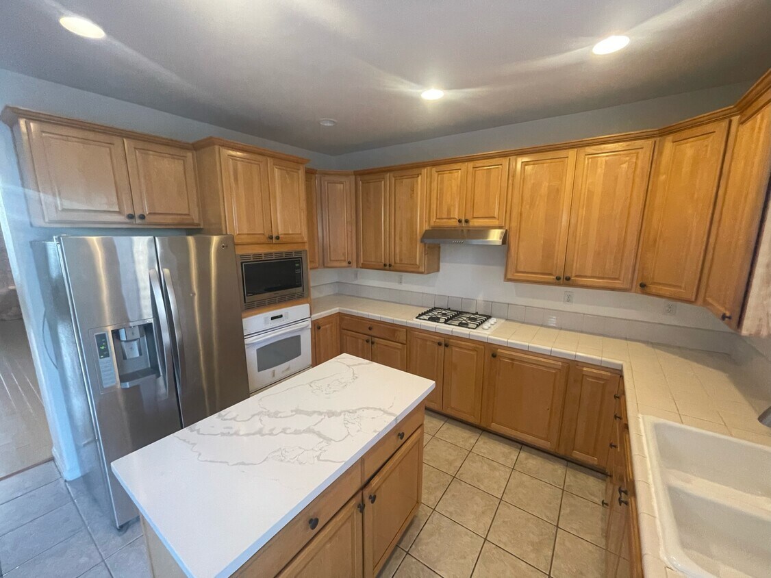 Primary Photo - 9320 Willow Pond Cir