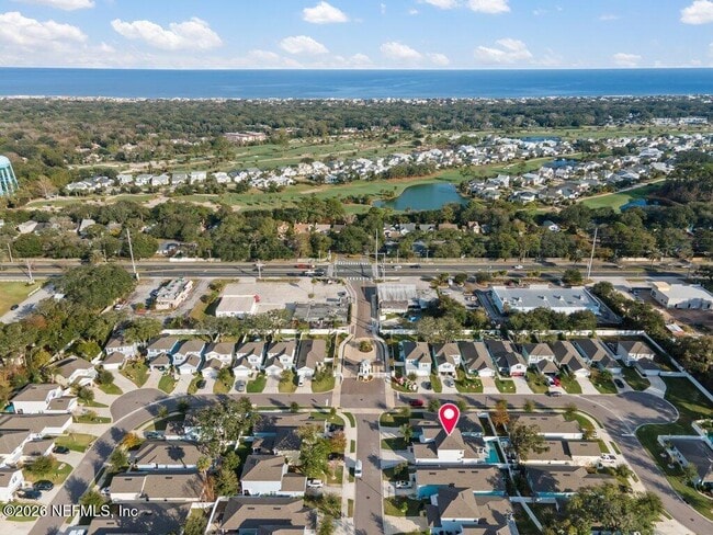 Building Photo - 2140 Fairway Villas Dr