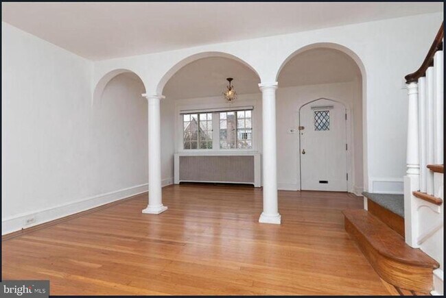 Foto del edificio - 3410 W Penn St