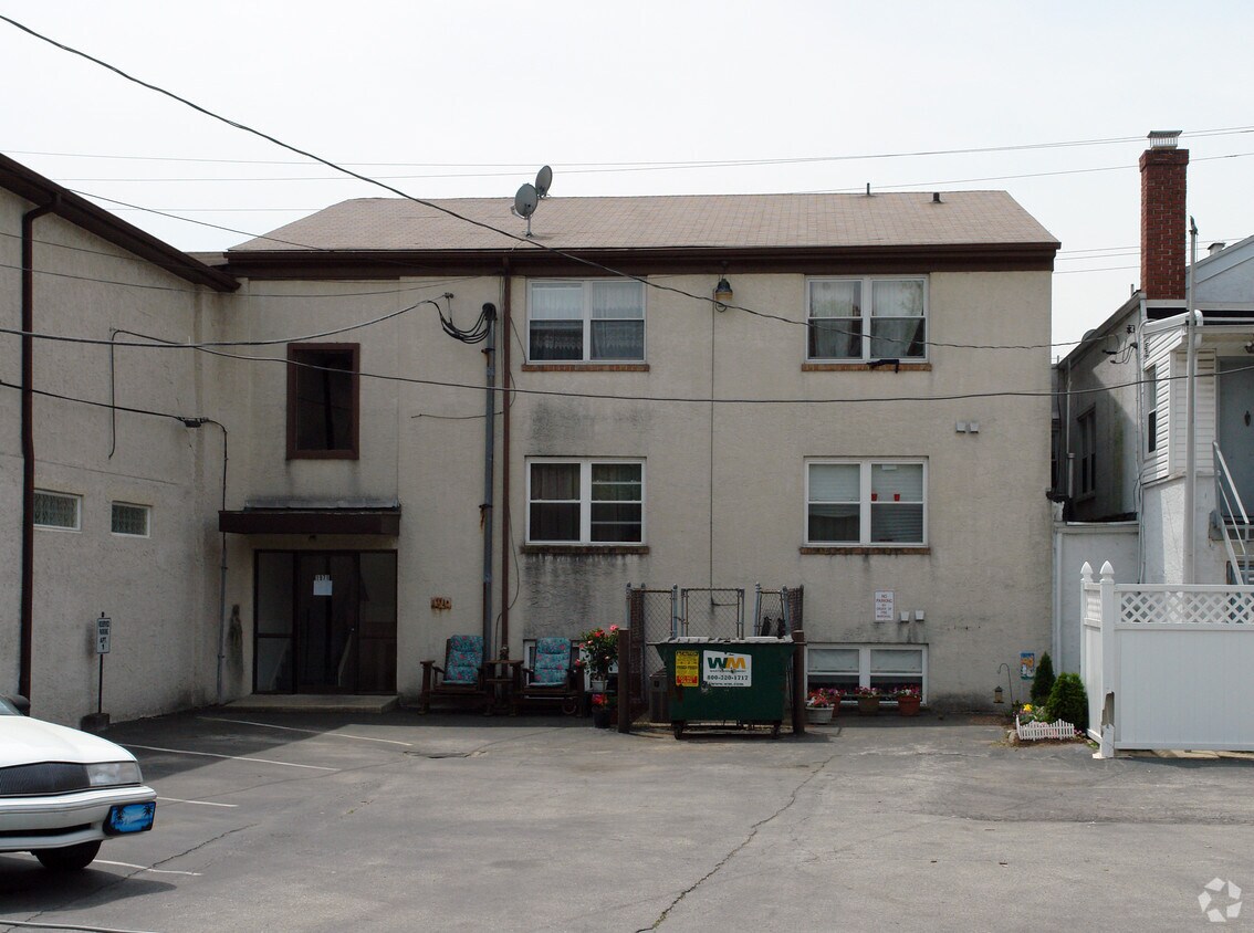 Building Photo - 1971 W Ridge Pike