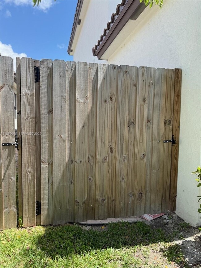 Foto del edificio - 11859 SW 241st St