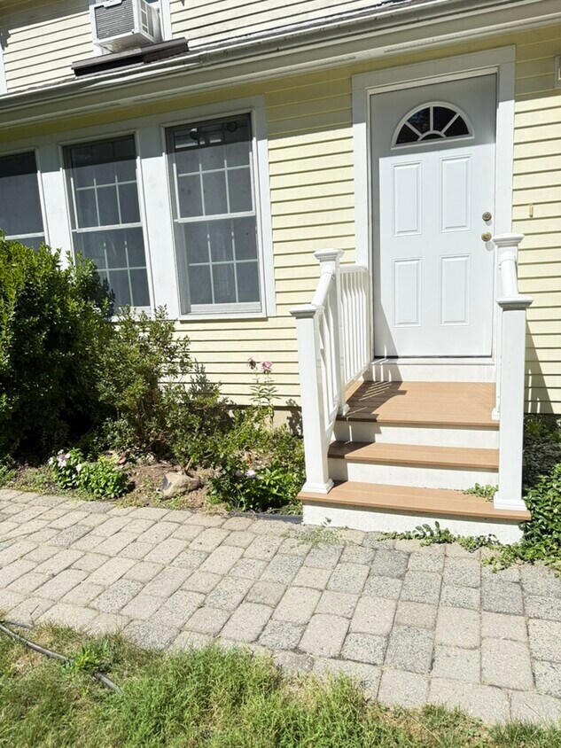 Front door - 20 Partridge Ln