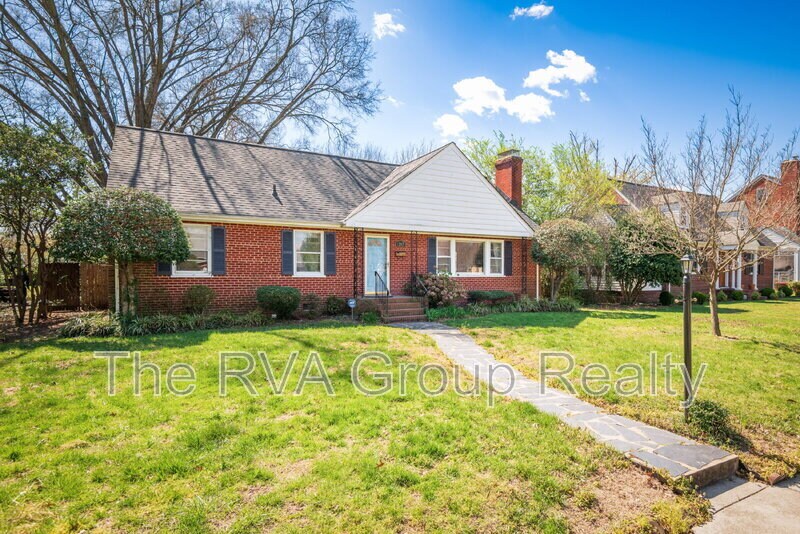 Foto principal - 1207 Whitby Rd