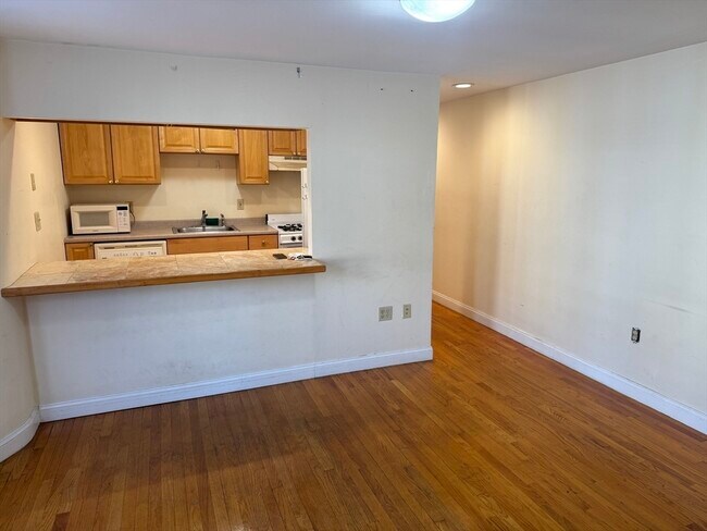 Foto del edificio - 114 Magazine St