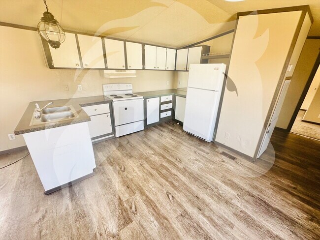 Foto del edificio - 3 Bedroom in great community in Woodward!