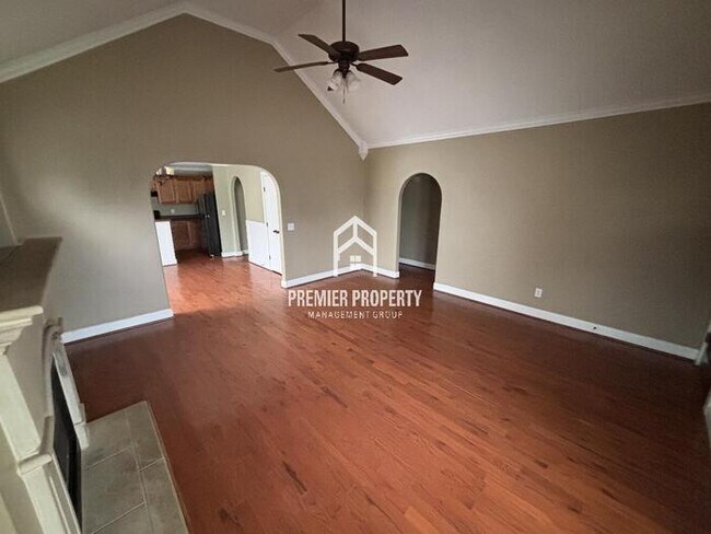 Building Photo - 164 Stonecreek Pl