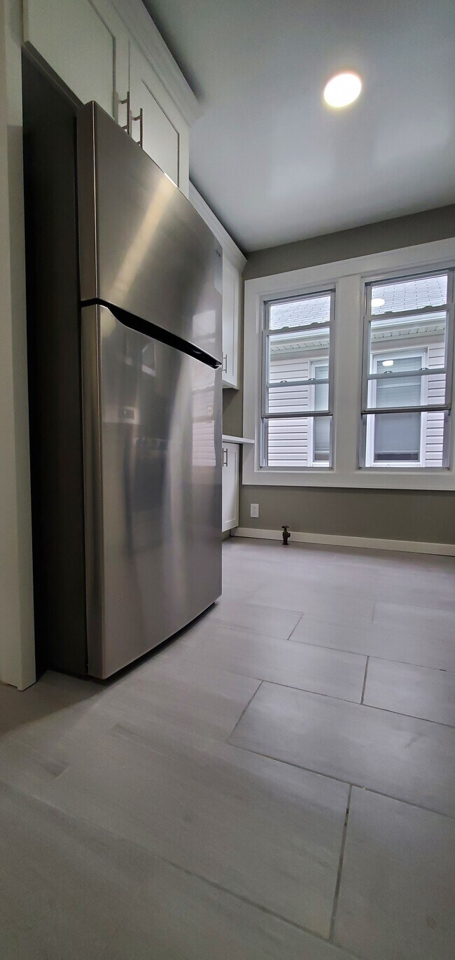 Brand New Fully Renovated Kitchen. Top of the line appliances. - 2649 91st St