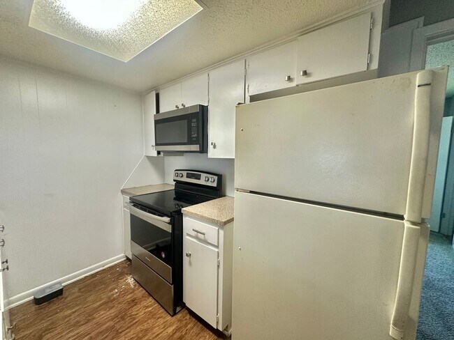 Foto del edificio - 1 BED 1 BATH IN AUSTIN TX!