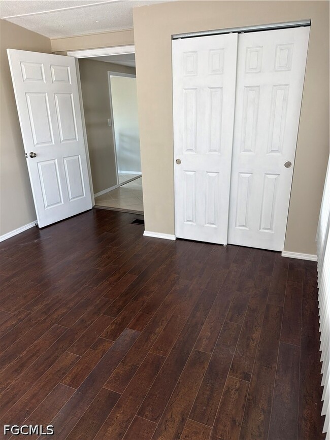 Building Photo - 135 Chisholm Trail