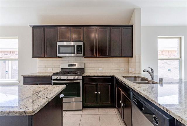 Building Photo - 1495 Acmite Ave