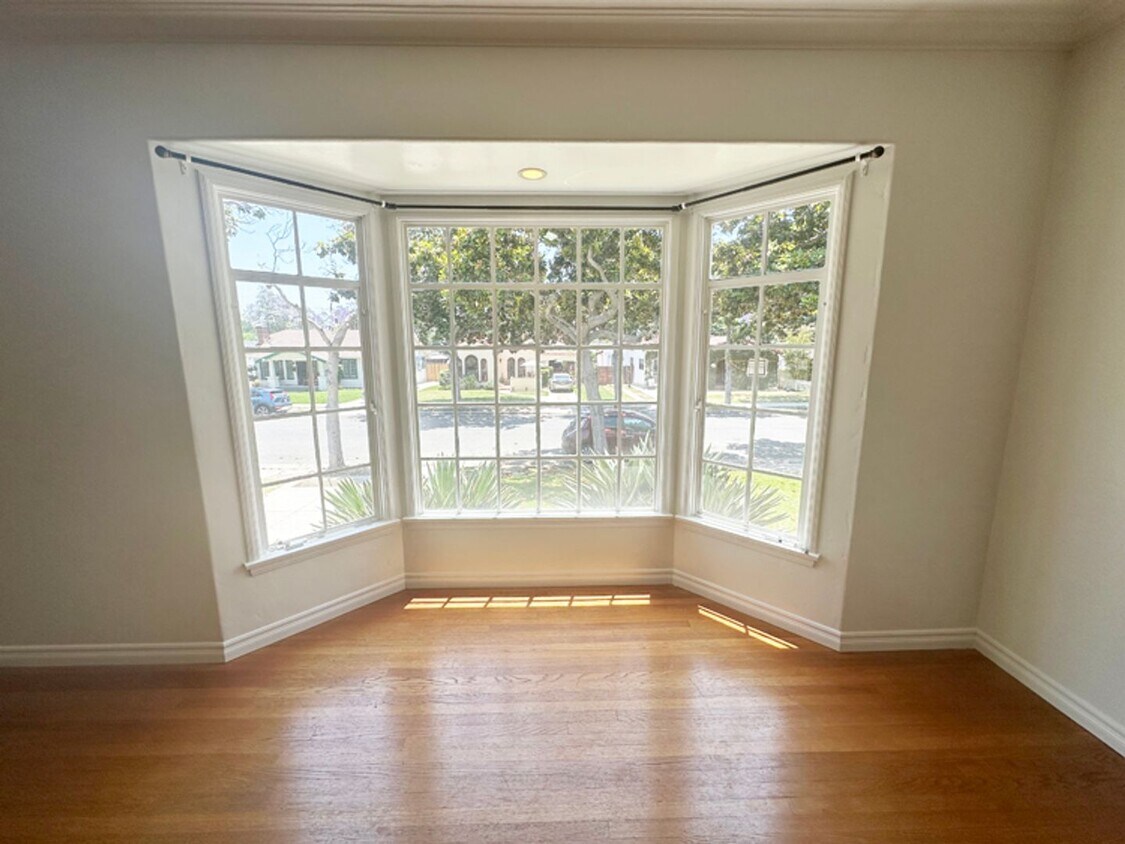 Primary Photo - 2BD/1BA DT Fullerton Vintage 1922 House w/...