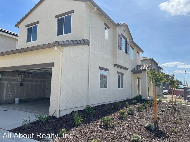 Building Photo - 3 br, 2 bath House - 6000 SAN RAFAEL LANE