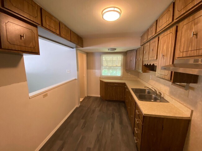 Building Photo - 208 Mc Alpine Dr