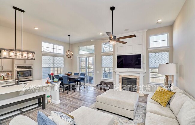 Building Photo - 2453 Grover Ridge Dr