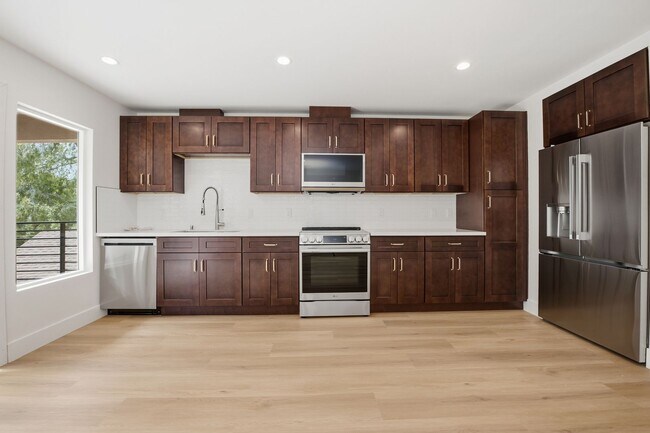Building Photo - 5768 Campanile Dr