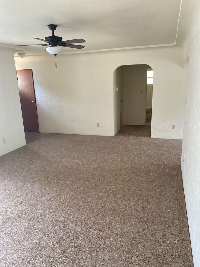 Foto del edificio - (487) 25th Street Duplex - 2 Bedroom / 1 B...
