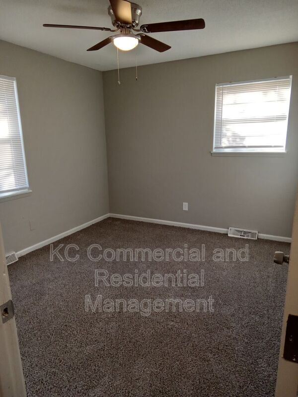 Foto del edificio - 5036 N Topping Ave