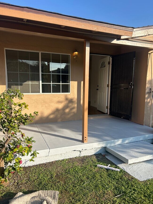 Foto del edificio - 608 N Orange Ave