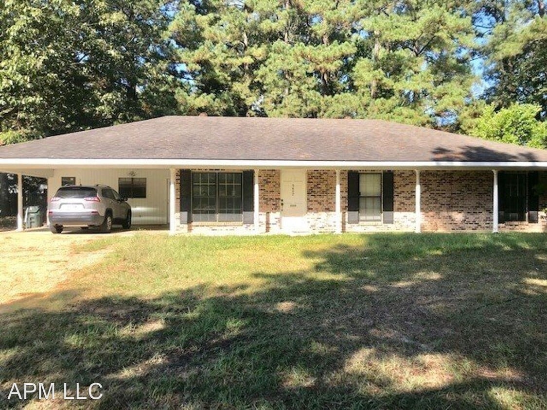 Primary Photo - 3 br, 2 bath House - 5607 Whites Ferry Road