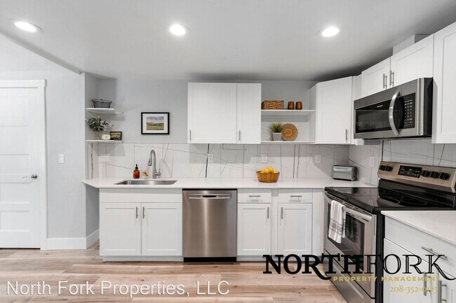 Foto del edificio - 3 br, 1 bath House - 2043 S Leadville Ave