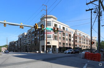 Building Photo - The Maggie