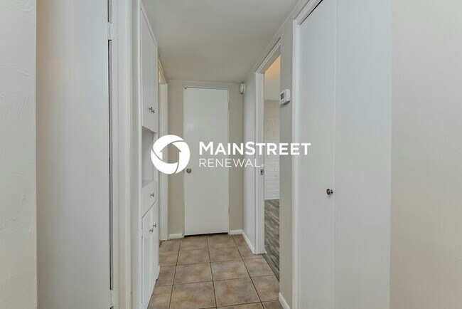 Building Photo - 3 Bedroom Pet-Friendly Home in Tucson, AZ ...
