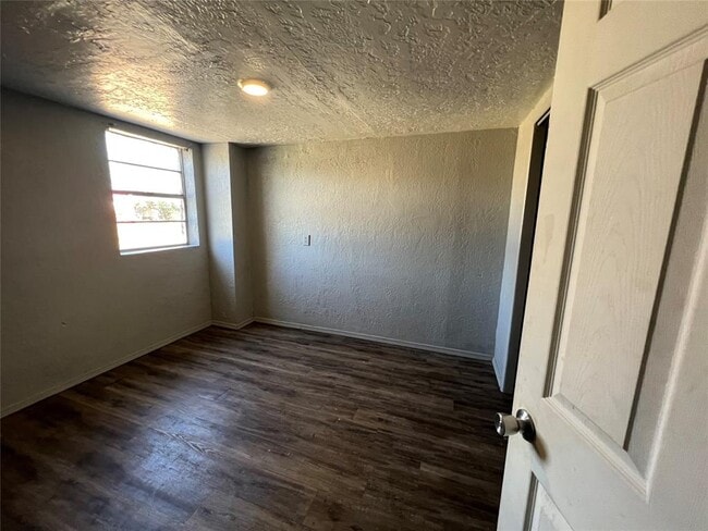 Building Photo - 312 N Caddo St
